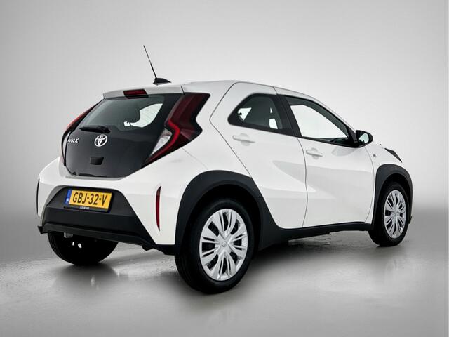 Toyota AYGO X 1.0 VVT-i S-CVT Play