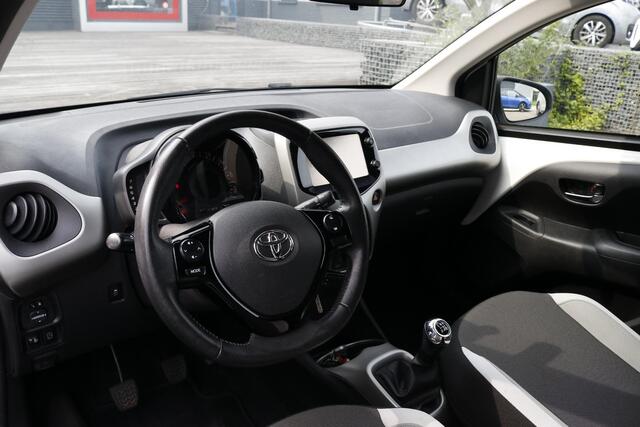 Toyota AYGO 1.0 VVT-i x-sport