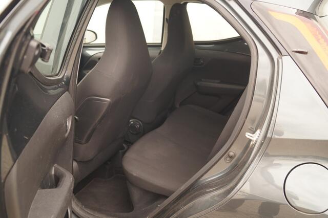 Toyota AYGO 1.0 VVT-i X-Fun -AIRCO-LED-