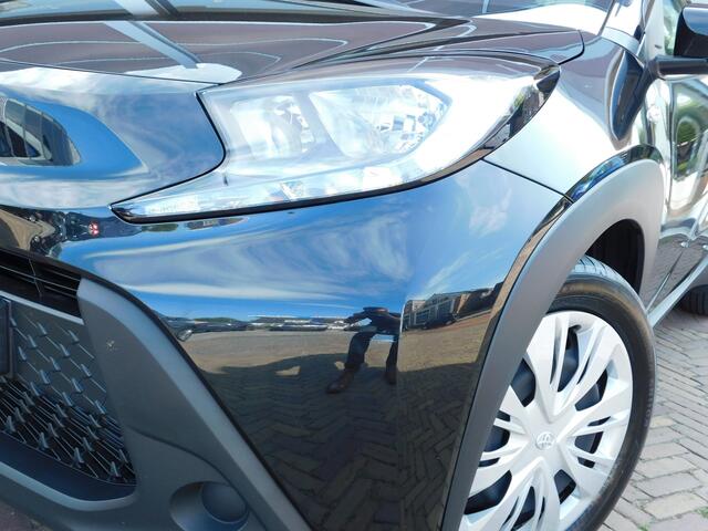 Toyota AYGO X 1.0 VVT-i MT Play