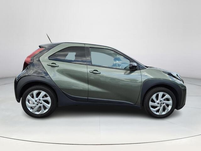 Toyota AYGO X 1.0 VVT-i S-CVT Pulse | Automaat | Licht metalen velgen | Navigatie | Parkeercamera | Climate control |