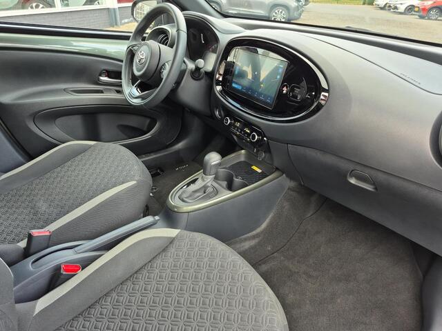 Toyota AYGO X 1.0 VVT-i S-CVT Pulse | Automaat | Licht metalen velgen | Navigatie | Parkeercamera | Climate control |