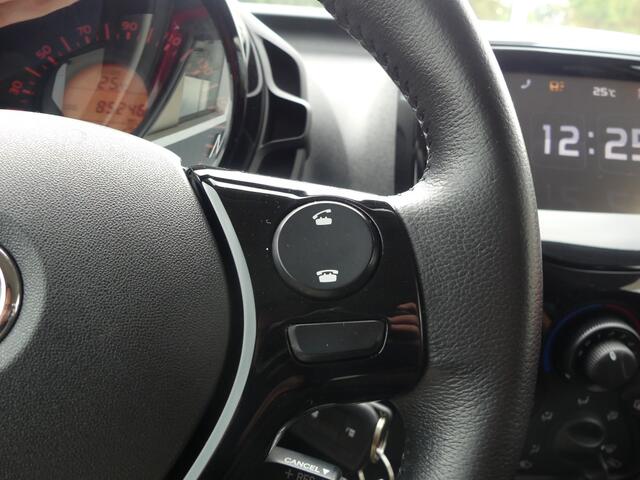 Toyota AYGO 1.0 VVT-i x-cite | Navi | Camera