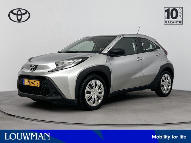Toyota AYGO X 1.0 VVT-i MT Play Limited | Apple Carplay/Android Auto | Achteruitrijcamera | Bestuurdersstoel In Hoogte Verstelbaar | Buitenspiegels Elektrisch Verwarmd |