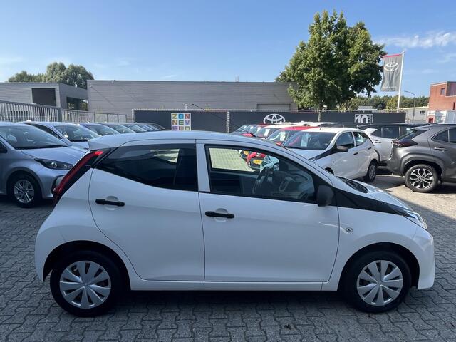 Toyota AYGO 1.0 VVT-i x-fun