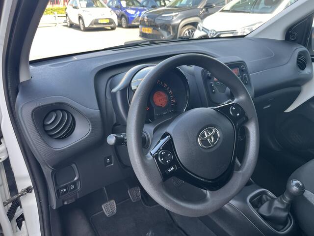 Toyota AYGO 1.0 VVT-i x-fun