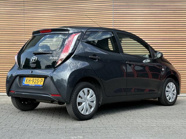 Toyota AYGO 1.0 VVT-i x-now Radio / Airco / Nette auto!