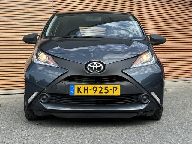 Toyota AYGO 1.0 VVT-i x-now Radio / Airco / Nette auto!