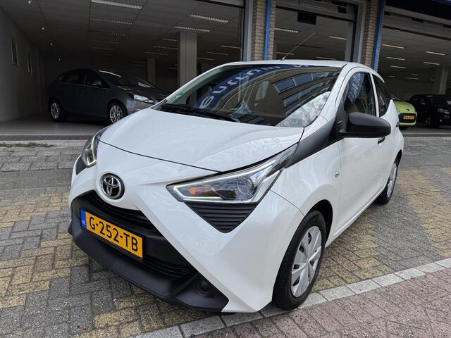 Toyota AYGO 1.0 VVT-i x-fun 51963KM! NAP | 1e Eigenaar | Airco | Led | Bluetooth | Dealeronderhouden |