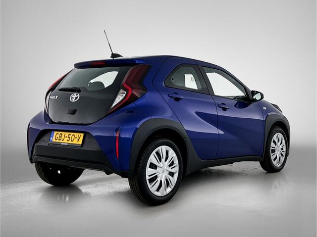 Toyota AYGO X 1.0 VVT-i MT Play