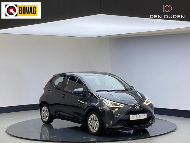 Toyota AYGO 1.0 VVT-i x-play Airco | Apple Carplay | Cam Achter | Zeer Zuinig | NL Auto