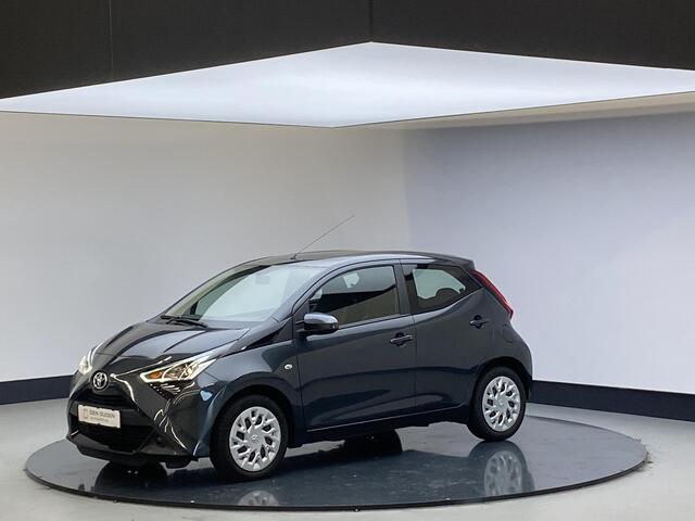 Toyota AYGO 1.0 VVT-i x-play Airco | Apple Carplay | Cam Achter | Zeer Zuinig | NL Auto
