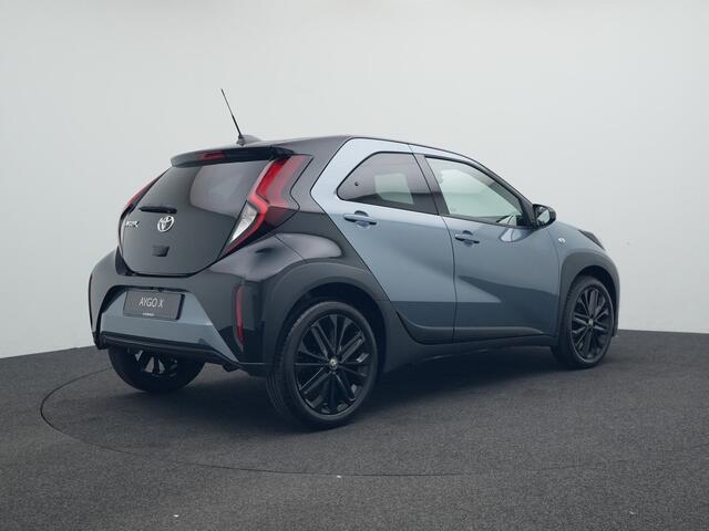 Toyota AYGO X 1.0 VVT-i MT Pulse Design Pack