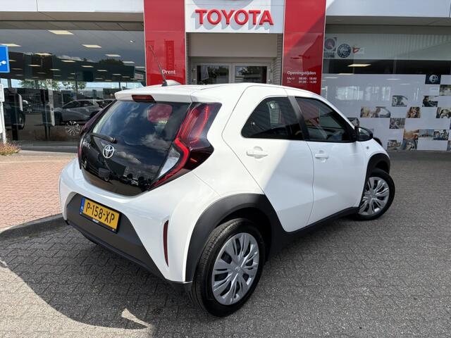 Toyota AYGO 1.0 VVT-i MT Play | Apple CarPlay Android Auto | DAB | Elektr. r