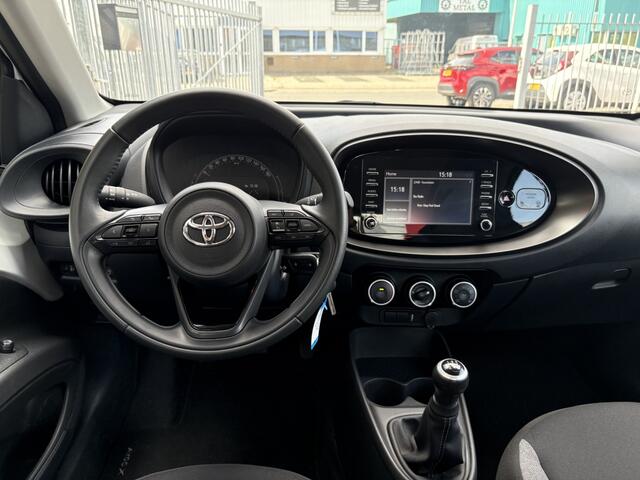 Toyota AYGO 1.0 VVT-i MT Play | Apple CarPlay Android Auto | DAB | Elektr. r