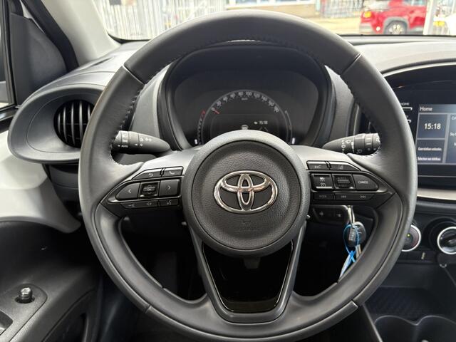 Toyota AYGO 1.0 VVT-i MT Play | Apple CarPlay Android Auto | DAB | Elektr. r