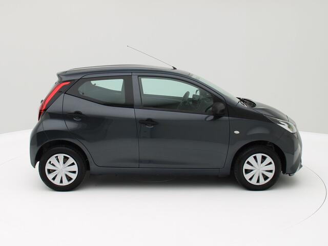 Toyota AYGO 1.0 VVT-i x-fun