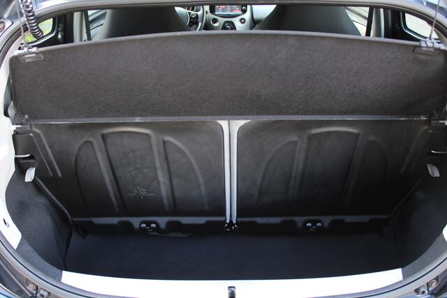 Toyota AYGO 1.0 VVT-i x-play | Rijklaar | Navi | Airco | Camera | N.A.P. | 1e Eigenaar