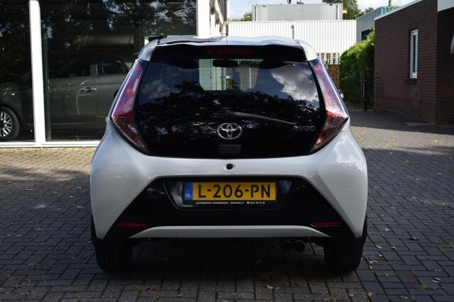 Toyota AYGO 1.0 VVT-i x-sport AIRCO CAMERA LMV BLUETOOTH