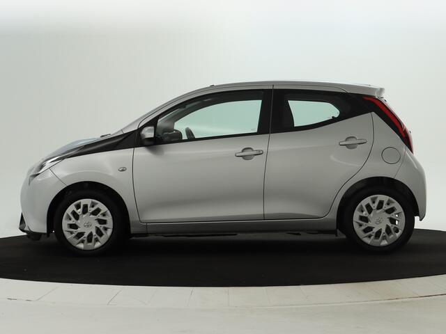 Toyota AYGO 1.0 VVT-i x-play | Carplay | Cruise Control |