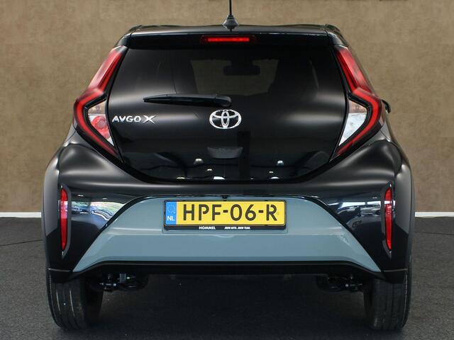 Toyota AYGO X 1.0 VVT-i MT Pulse - ACHTERUITRIJCAMERA - APPLE CARPLAY/ANDROID AUTO - STOELVERWARMING - CRUISE CONTROL ADAPTIEF - LED KOPLAMPEN - LICHTMETALEN VELGEN 17" INCH - BLUETOOTH TELEFOONVOORBEREIDING - RIJSTROOKSENSOR MET CORRECTIE