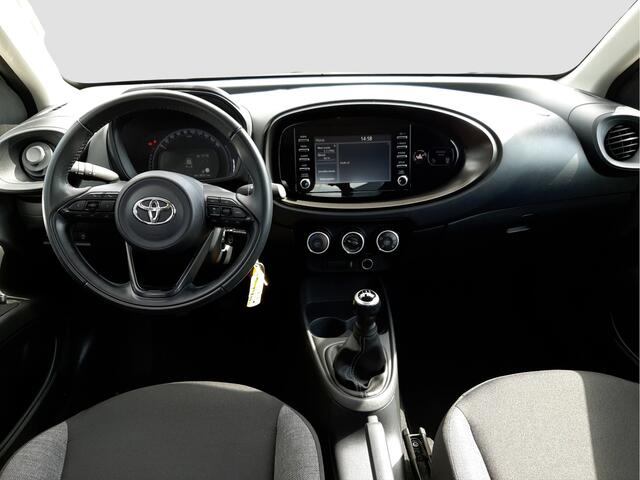 Toyota AYGO X 1.0 VVT-i MT Play | CarPlay\Android Auto | Camera |
