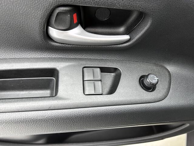 Toyota AYGO X 1.0 VVT-i S-CVT Play | Adaptive cruise control | Camera | Apple carplay/Android auto |