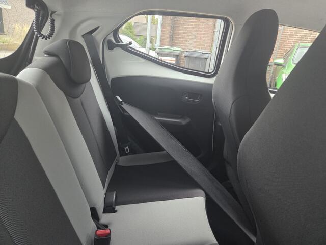 Toyota AYGO 1.0 VVT-i x-play