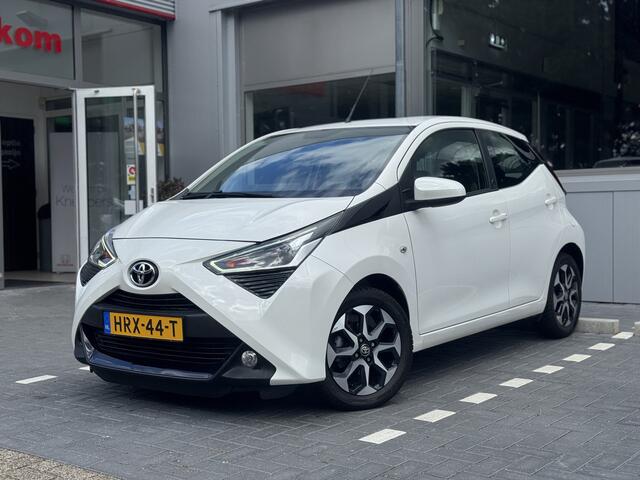 Toyota AYGO 1.0 VVT-i x-play Automaat Apple/Android, Camera, Airco, Lichtmetalen velgen , All-in Rijklaarprijs