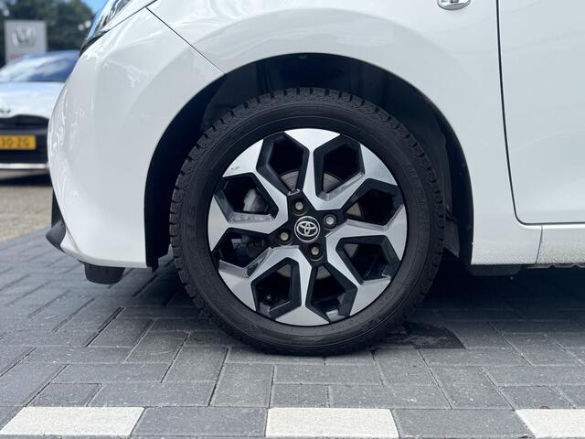 Toyota AYGO 1.0 VVT-i x-play Automaat Apple/Android, Camera, Airco, Lichtmetalen velgen , All-in Rijklaarprijs