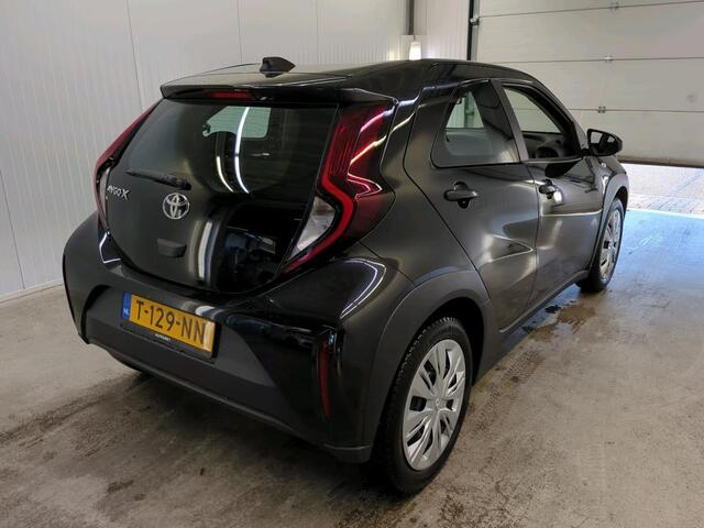 Toyota AYGO X 1.0 VVT-i MT Play, 1e Eig! Camera! Carplay! VERWACHT!