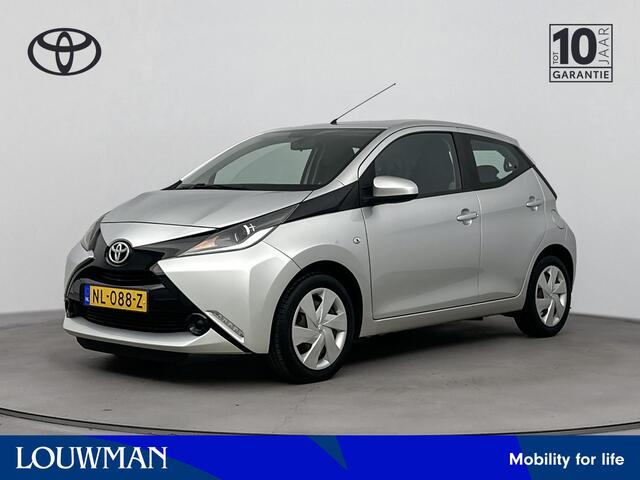 Toyota AYGO 1.0 VVT-i x-play Limited 5-Drs | Airco | Metallic Lak | 12 maanden BOVAG garantie |