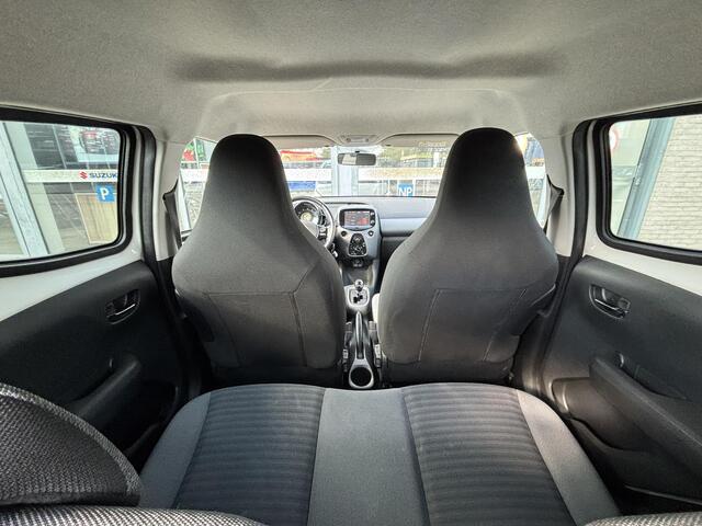 Toyota AYGO 1.0 VVT-i x-play | Automaat | two-tone | Achteruitrijcamera | Airco