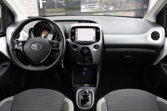 Toyota AYGO 1.0 VVT-i X-Play / Open dak / Carplay / Automaat
