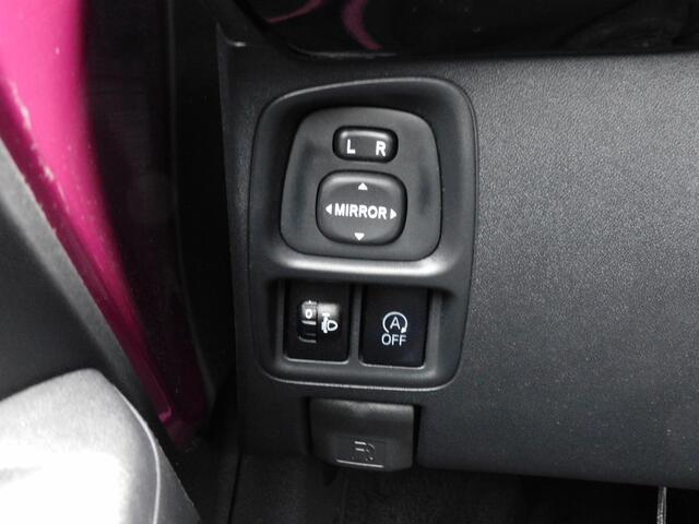 Toyota AYGO 1.0 VVT-i x-cite TOPSTAAT! CARPLAY/ANDROID! ACHTERUITRIJCAM! BLUETOOTH! CRUISE! AIRCO!LM VELGEN!