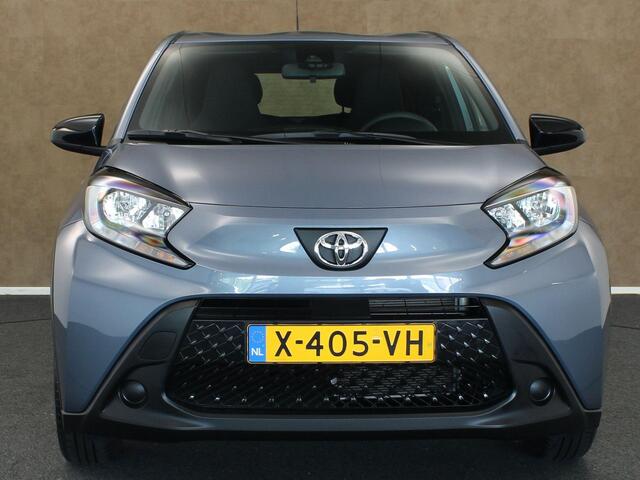 Toyota AYGO X 1.0 VVT-i MT Play - ORIGINEEL NEDERLANDSE AUTO - ADAPTIEVE CRUISE CONTROL - ACHTERUITRIJCAMERA - AIRCO - APPLE CARPLAY/ANDROID AUTO - ELEKTRONISCHE RAMEN VOORZIJDE - LED DAGRIJVERLICHTING