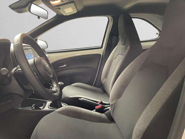 Toyota AYGO X 1.0 VVT-i MT Play Limited | Airco | DAB | Bluetooth | Stoelverwarming | Achteruitrijcamera