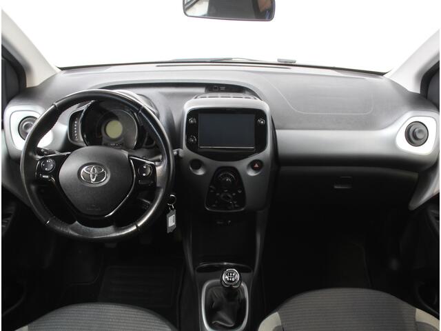 Toyota AYGO 1.0 VVT-i x-play CARPLAY | AIRCO | LED | CAMERA | STB | ISOFIX