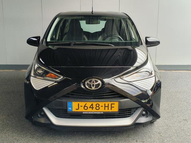 Toyota AYGO 1.0 VVT-i x-play AUTOMAAT uit 2020 Rijklaar + 12 maanden Bovag-garantie Henk Jongen Auto's in Helmond, al 50 jaar service zoals 't hoort!