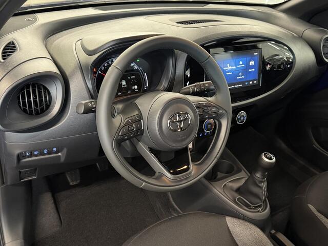Toyota AYGO X 1.0 VVT-i MT Play | Airco | ACC | Camera | Stoelverwarming | DAB | ( Vesteging - Nieuwegein )