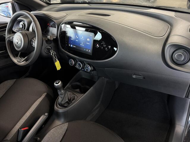 Toyota AYGO X 1.0 VVT-i MT Play