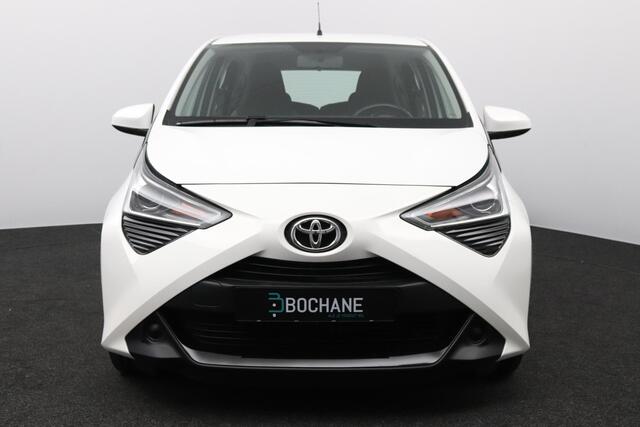 Toyota AYGO 1.0 VVT-i x-play