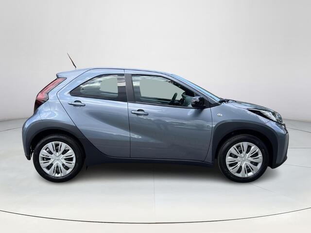 Toyota AYGO X 1.0 VVT-i MT Play