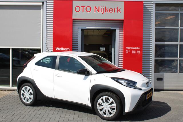 Toyota AYGO X 1.0 VVT-i S-CVT Play Limited *smartkey, stoelverwarming!*