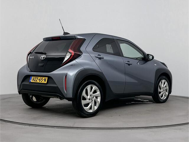 Toyota AYGO X 1.0 VVT-i S-CVT first | Stoelverwarming | Carplay / Android auto |