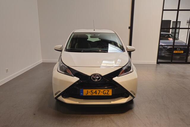 Toyota AYGO 1.0 VVT-i x-fun - Airco - LM velgen