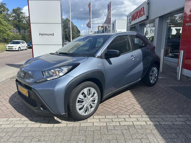 Toyota AYGO X 1.0 VVT-i MT Play