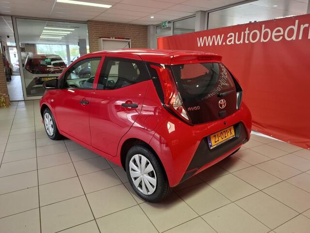Toyota AYGO 1.0 VVT-i x-fun
