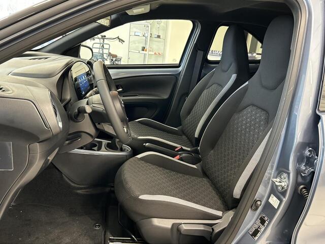 Toyota AYGO X 1.0 VVT-i MT Pulse **ADAPTIEF CRUISE CONTROL/ AUTOMATISCHE DIMLICHTEN/ APPLE CARPLAY/ LM VELGEN**