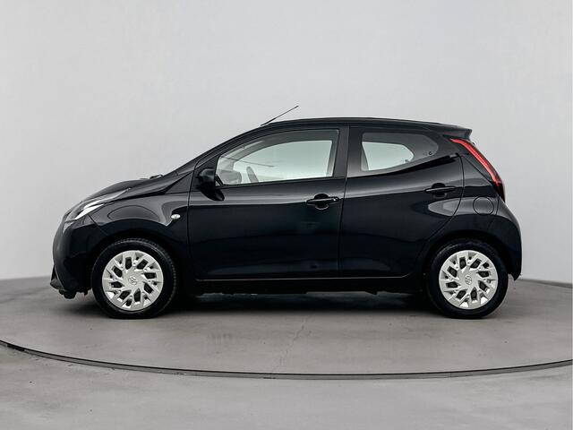 Toyota AYGO 1.0 VVT-i x-play limited | Apple Carplay -/ Android Auto | Airco | Parkeercamera |